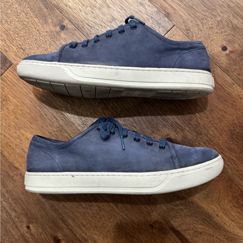 Vince Designer Sneakers